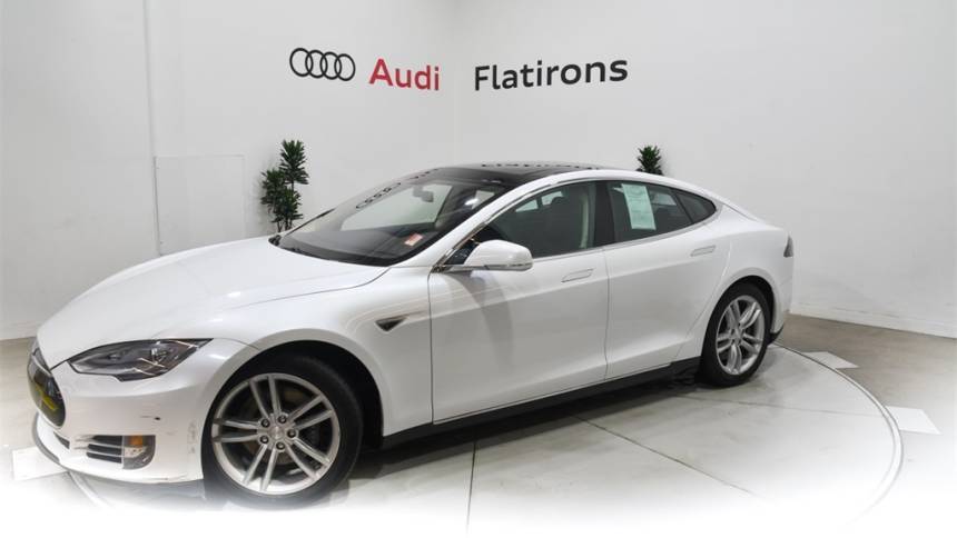 2013 Tesla Model S 5YJSA1DG6DFP16234