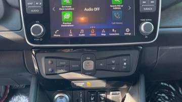 2022 Nissan LEAF 1N4AZ1CV9NC559422