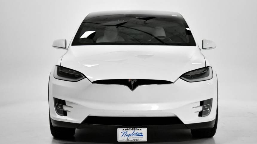 2017 Tesla Model X 5YJXCBE2XHF044094