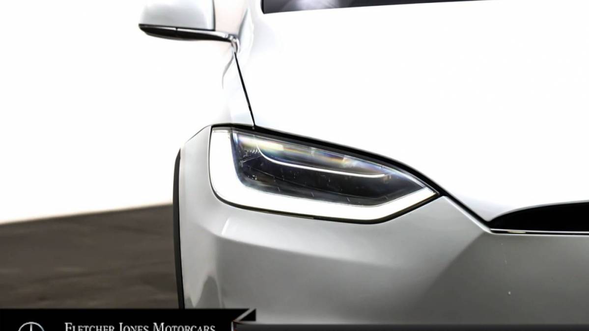 2017 Tesla Model X 5YJXCBE29HF051991