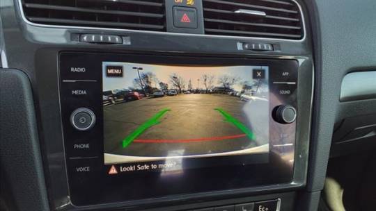 2019 Volkswagen e-Golf WVWKR7AU1KW902293