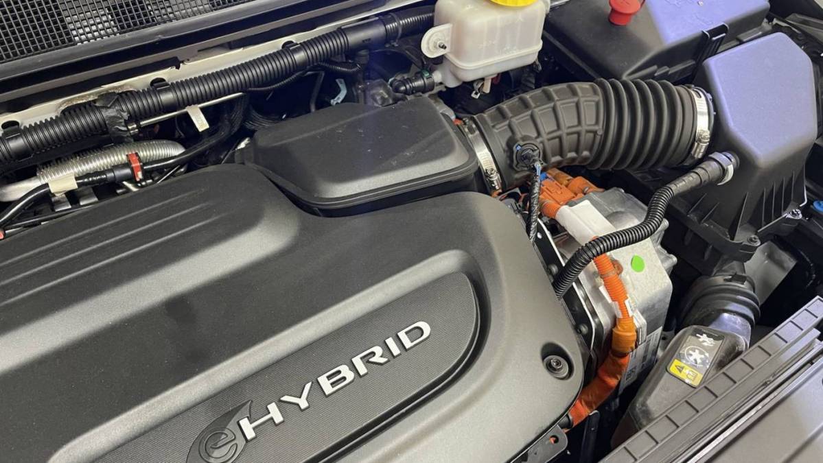 2020 Chrysler Pacifica Hybrid 2C4RC1L75LR204316