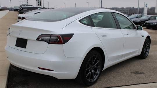 2019 Tesla Model 3 5YJ3E1EA8KF482940