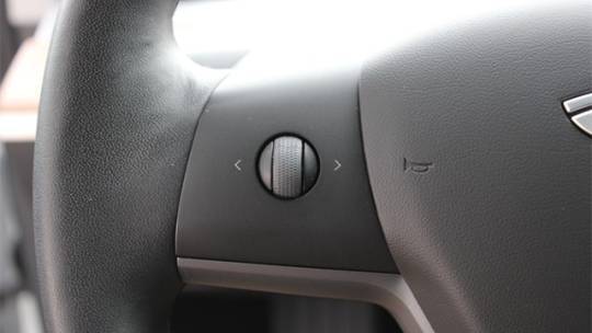 2019 Tesla Model 3 5YJ3E1EA8KF482940