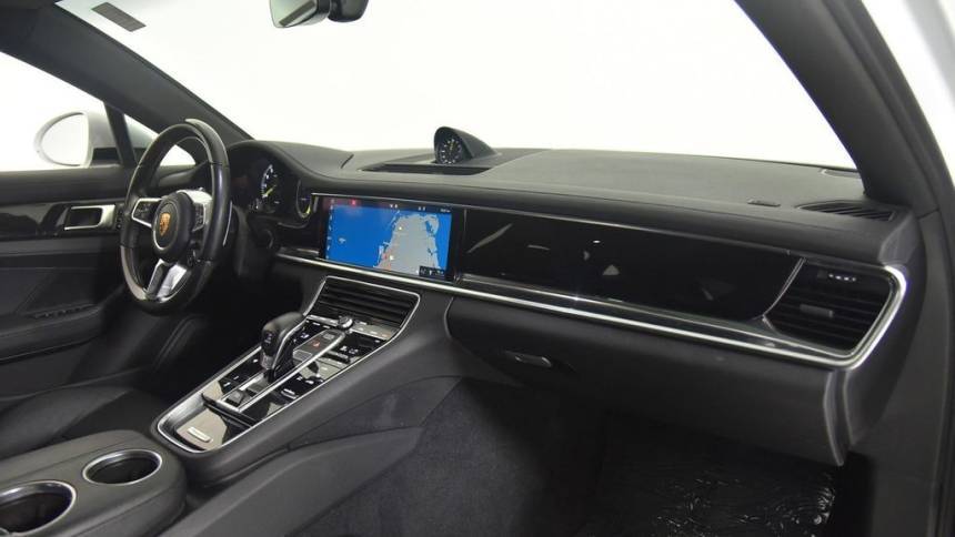 2019 Porsche Panamera WP0AE2A75KL123646