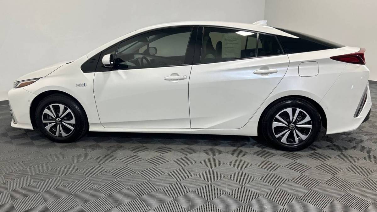 2018 Toyota Prius Prime JTDKARFP9J3070272