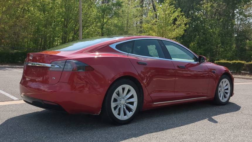 2017 Tesla Model S 5YJSA1E10HF197892