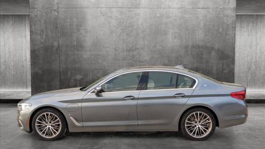 2019 BMW 5 Series WBAJA9C51KB391855