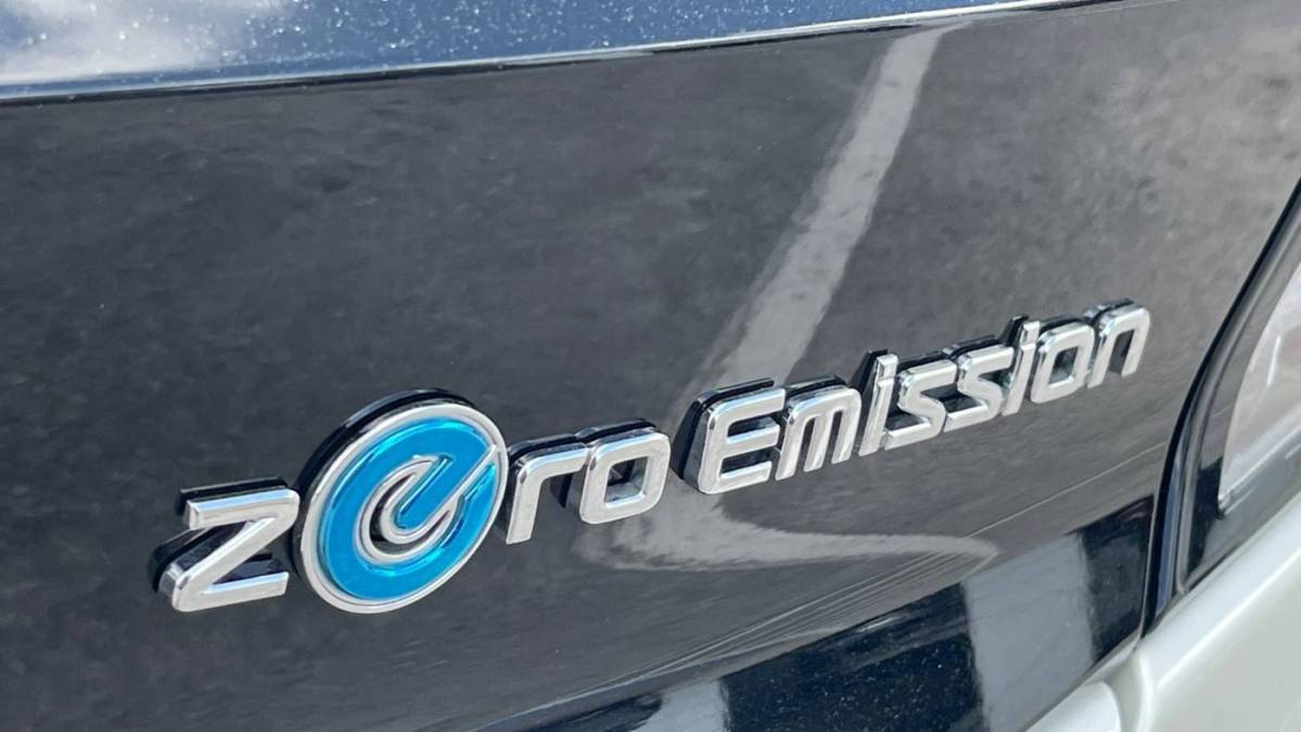 2022 Nissan LEAF 1N4BZ1DV7NC561138