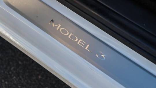 2019 Tesla Model 3 5YJ3E1EA6KF401353