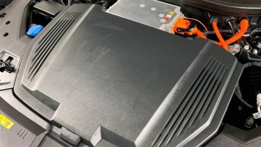 2019 Audi e-tron WA1LAAGE5KB024068