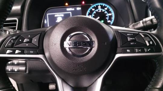 2021 Nissan LEAF 1N4AZ1CV5MC556435