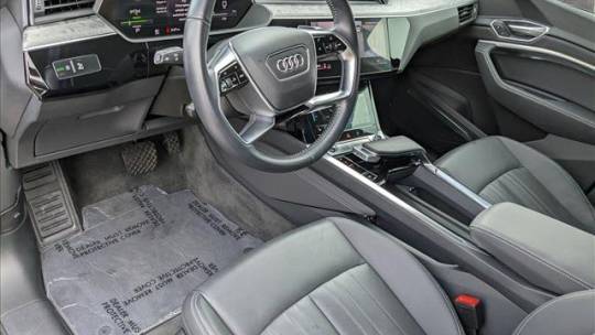 2021 Audi e-tron WA1LAAGE0MB030184
