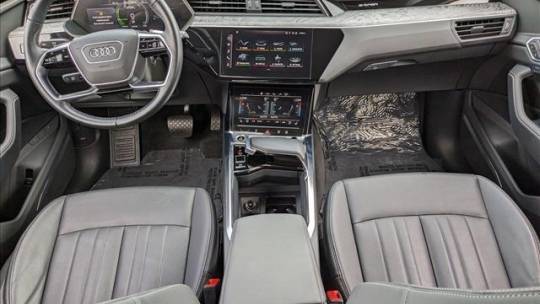2021 Audi e-tron WA1LAAGE0MB030184