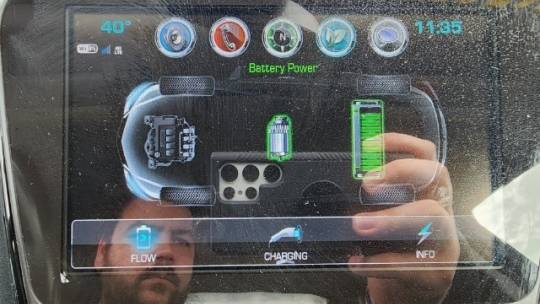 2018 Chevrolet VOLT 1G1RB6S57JU133340