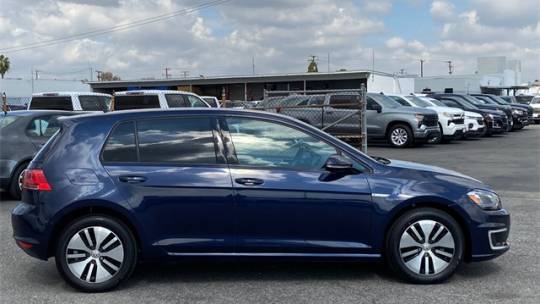 2016 Volkswagen e-Golf WVWPP7AUXGW917037