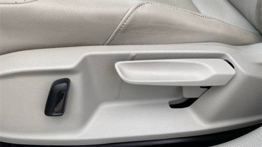 2016 Volkswagen e-Golf WVWPP7AUXGW917037