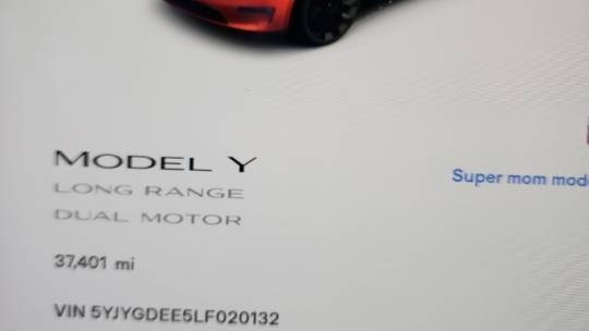 2020 Tesla Model Y 5YJYGDEE5LF020132