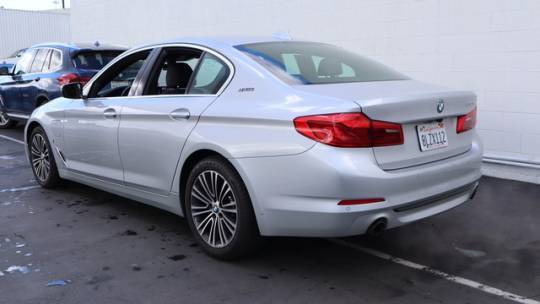2019 BMW 5 Series WBAJA9C51KB393962