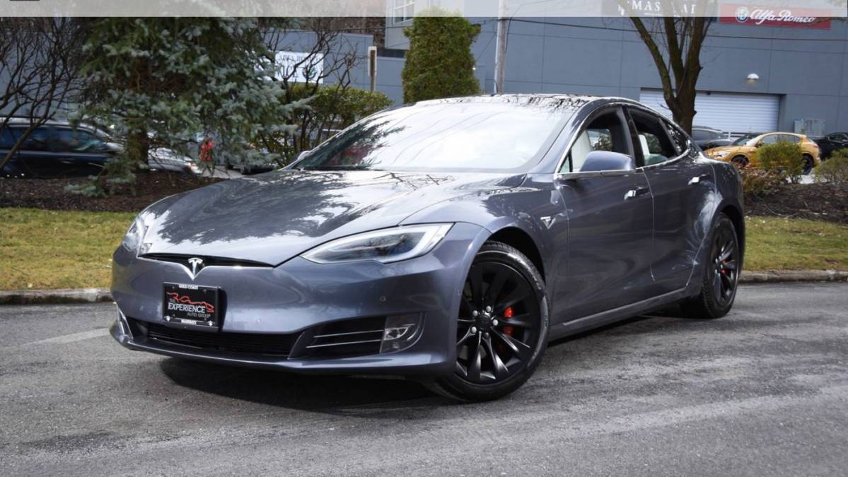 2018 Tesla Model S 5YJSA1E40JF292050