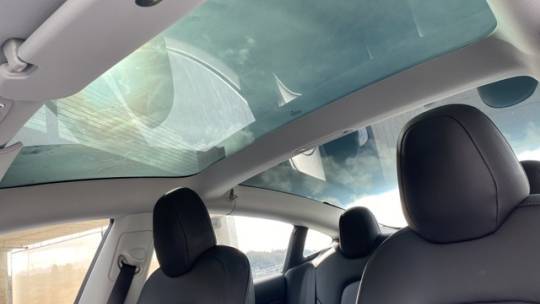 2019 Tesla Model 3 5YJ3E1EA3KF482828