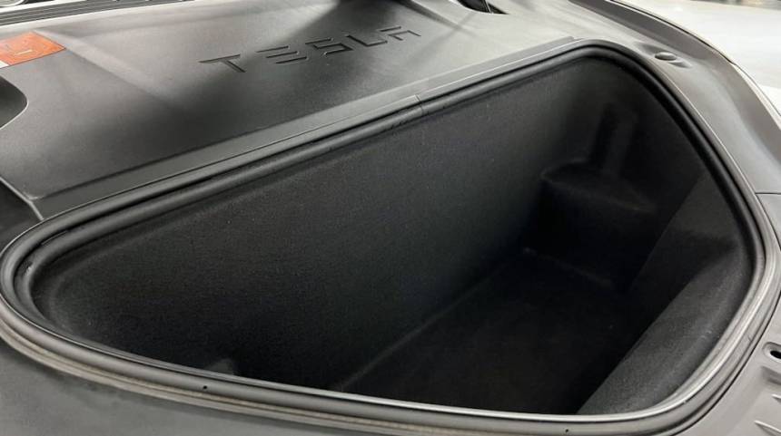 2017 Tesla Model S 5YJSA1E25HF208863