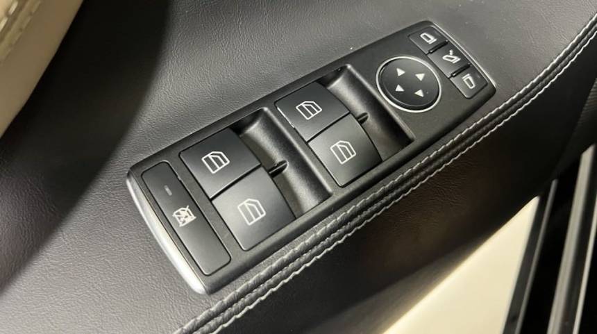 2017 Tesla Model S 5YJSA1E25HF208863