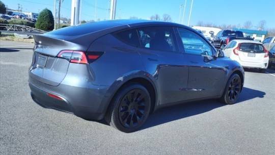 2021 Tesla Model Y 5YJYGDEE8MF111543