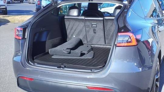 2021 Tesla Model Y 5YJYGDEE8MF111543
