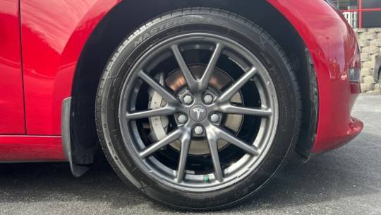 2019 Tesla Model 3 5YJ3E1EA0KF411571
