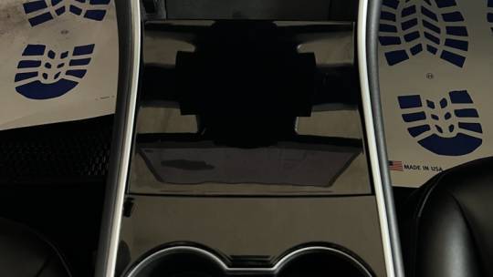 2019 Tesla Model 3 5YJ3E1EA5KF410075