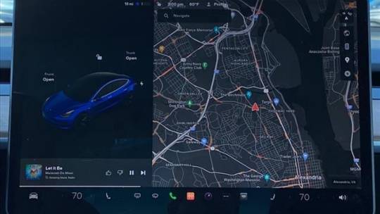2018 Tesla Model 3 5YJ3E1EA7JF076484