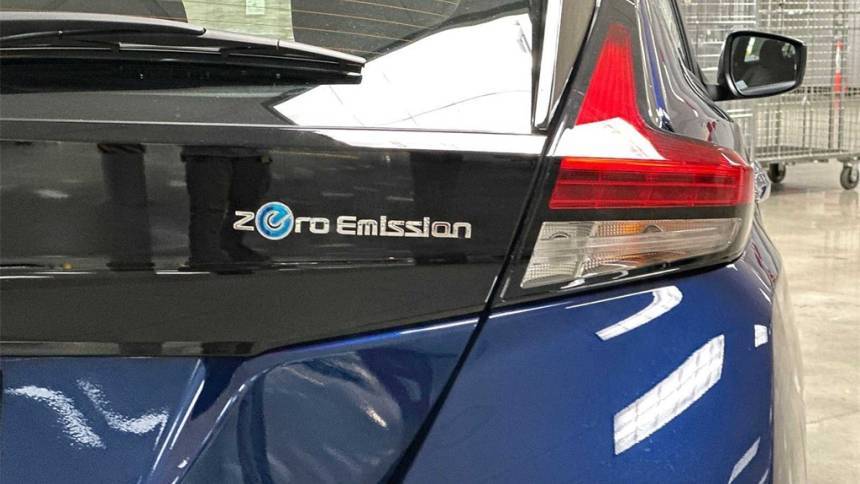 2022 Nissan LEAF 1N4AZ1BV4NC562343