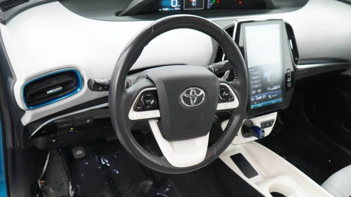 2017 Toyota Prius Prime JTDKARFP8H3044241