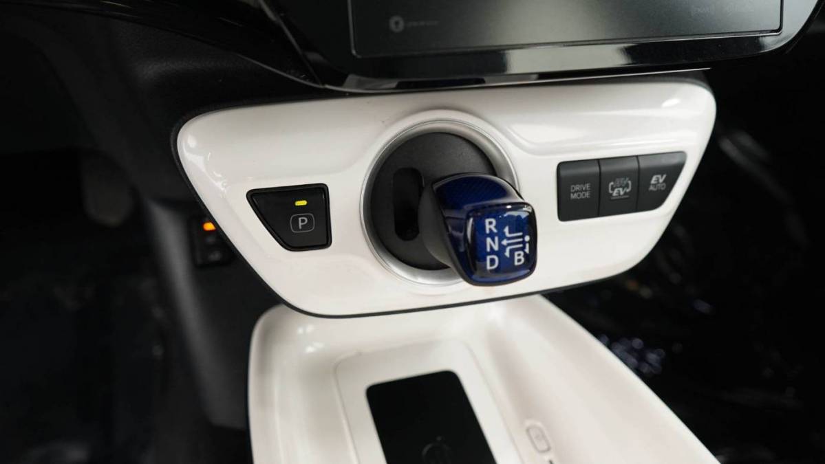 2017 Toyota Prius Prime JTDKARFP8H3044241