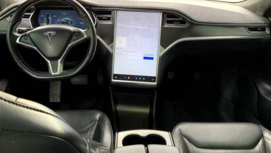 2016 Tesla Model S 5YJSA1E20GF130538