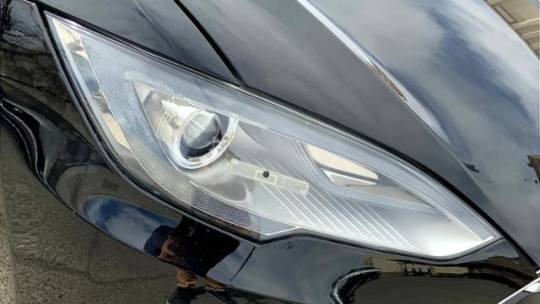 2016 Tesla Model S 5YJSA1E20GF130538