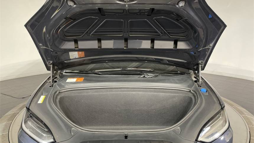 2016 Tesla Model X 5YJXCAE41GFS00615