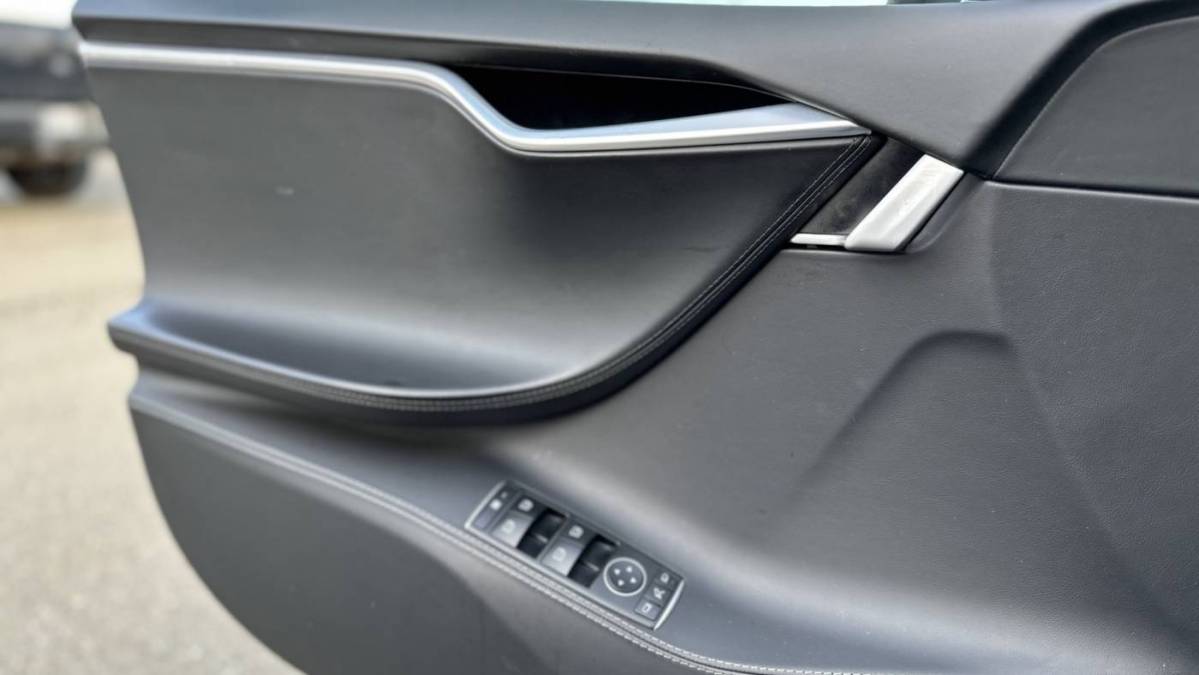 2016 Tesla Model S 5YJSA1E2XGF134788