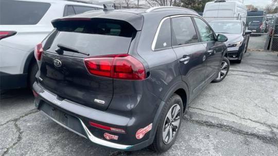 2018 Kia Niro KNDCM3LD8J5180396