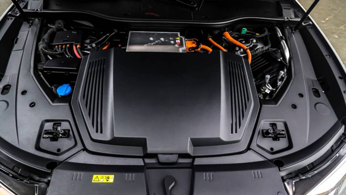 2021 Audi e-tron WA1LAAGE4MB011864