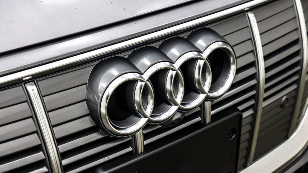 2021 Audi e-tron WA1LAAGE4MB011864
