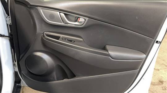 2020 Hyundai Kona Electric KM8K33AG4LU064824