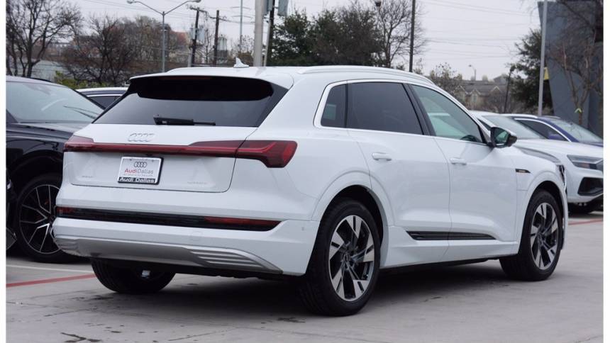 2021 Audi e-tron WA1VAAGE5MB018038