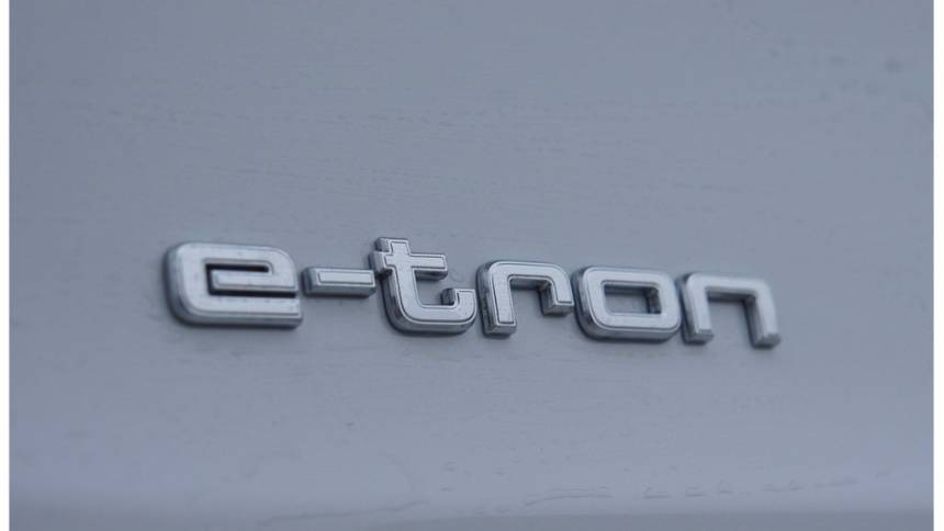 2021 Audi e-tron WA1VAAGE5MB018038