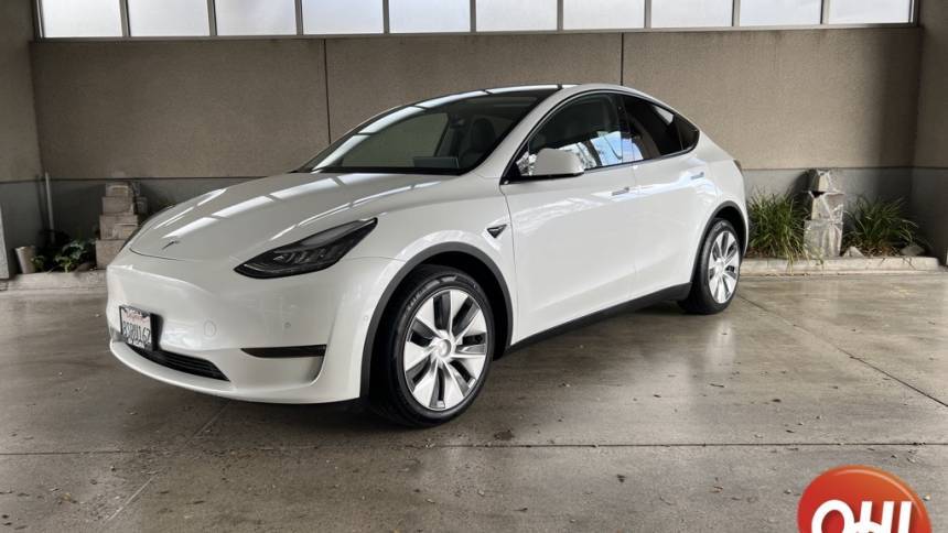 2020 Tesla Model Y 5YJYGDEE5LF053969