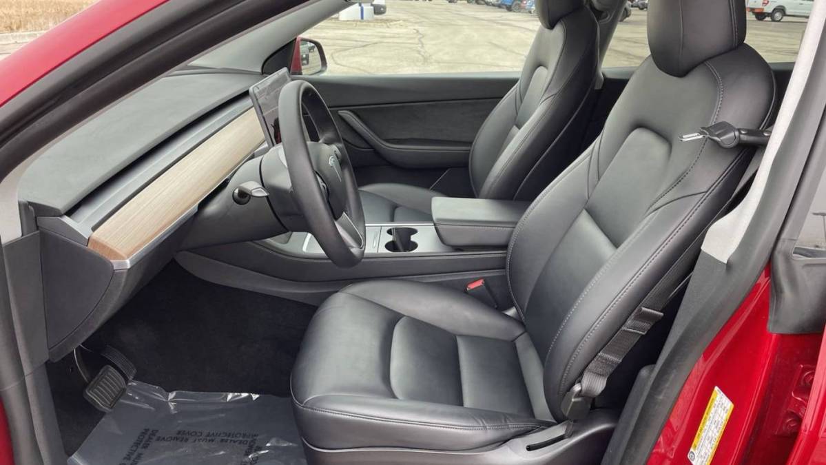 2021 Tesla Model Y 5YJYGDEE9MF245476