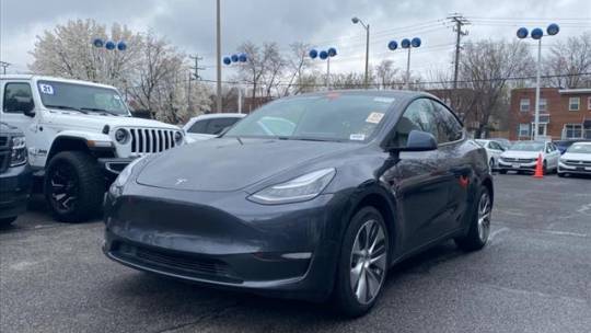 2020 Tesla Model Y 5YJYGDEE3LF008951