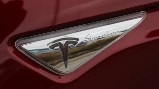 2016 Tesla Model X 5YJXCAE42GFS00607