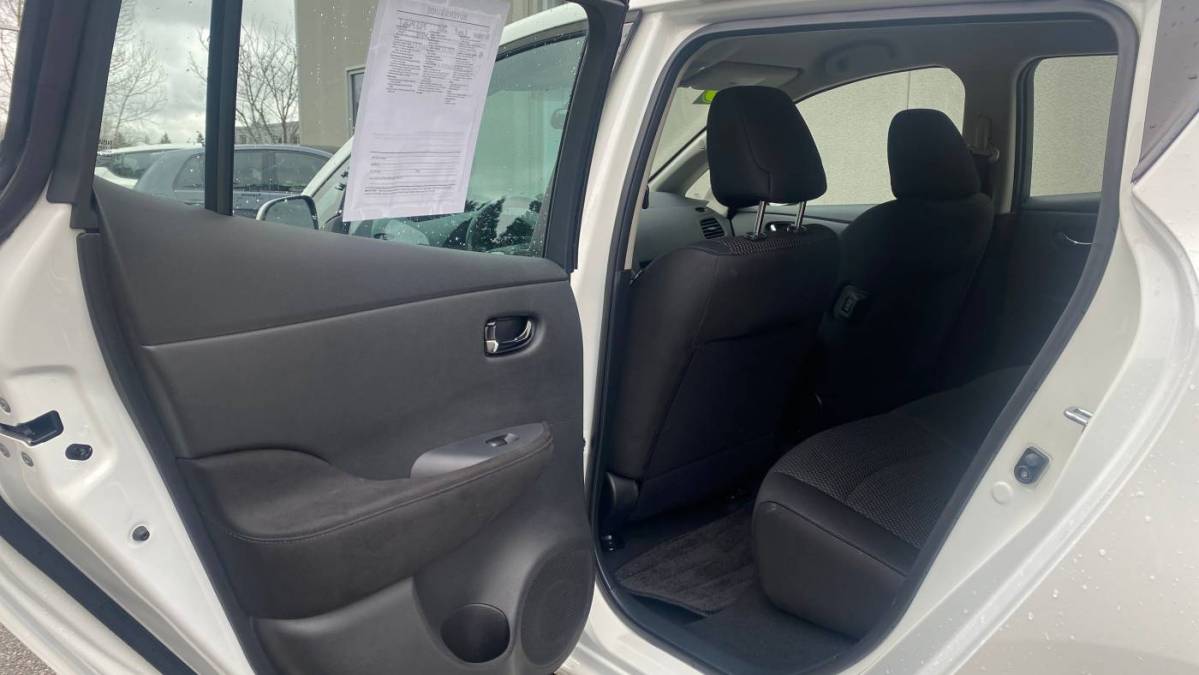 2015 Nissan LEAF 1N4AZ0CP8FC334261